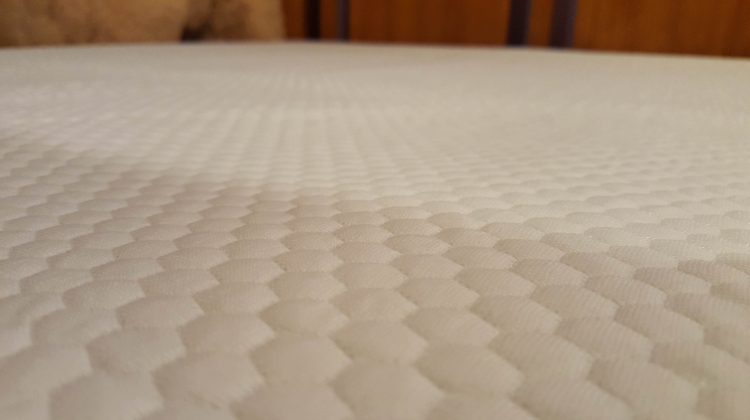 Simmons Memory Foam Mattress-In-A-Box Review - BuyDig.com Blog